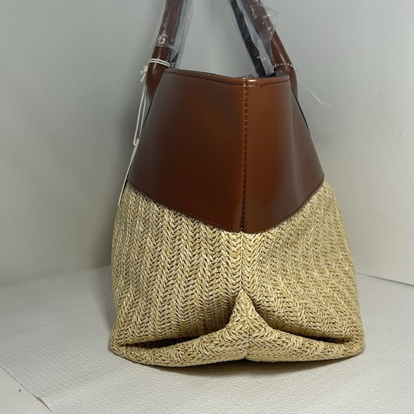 Women's Brown East West Straw Texture Colorblock Tote - Picture 7 of 9